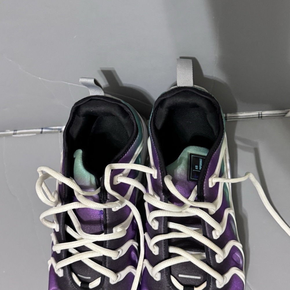 Nike Air Vapormax Plus Mens Size US 10.5 White Fierce Purple Grape Sneakers - Picture 9 of 16